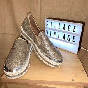 🆕Women's BLING Silver Slip-On Shoes size 39